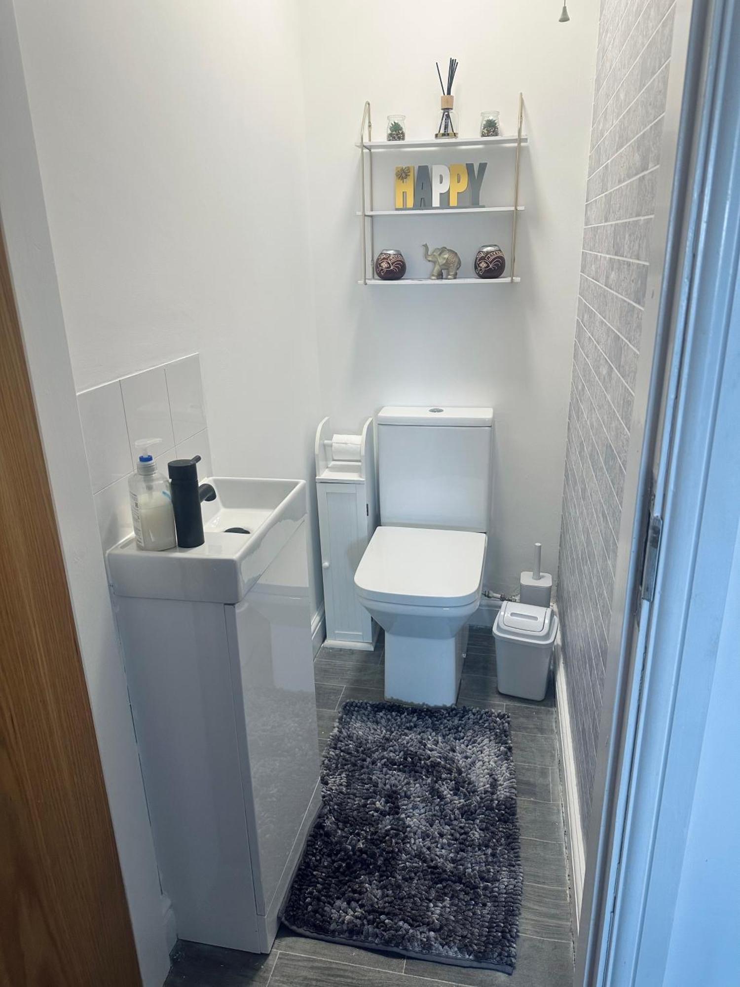 Unique View Of Anfield Stadium - Charming 2 Bedroom Apartment In Liverpool With Parking Екстер'єр фото